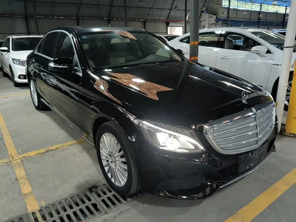 Mercedes-Benz C-Class — миниатюра 4