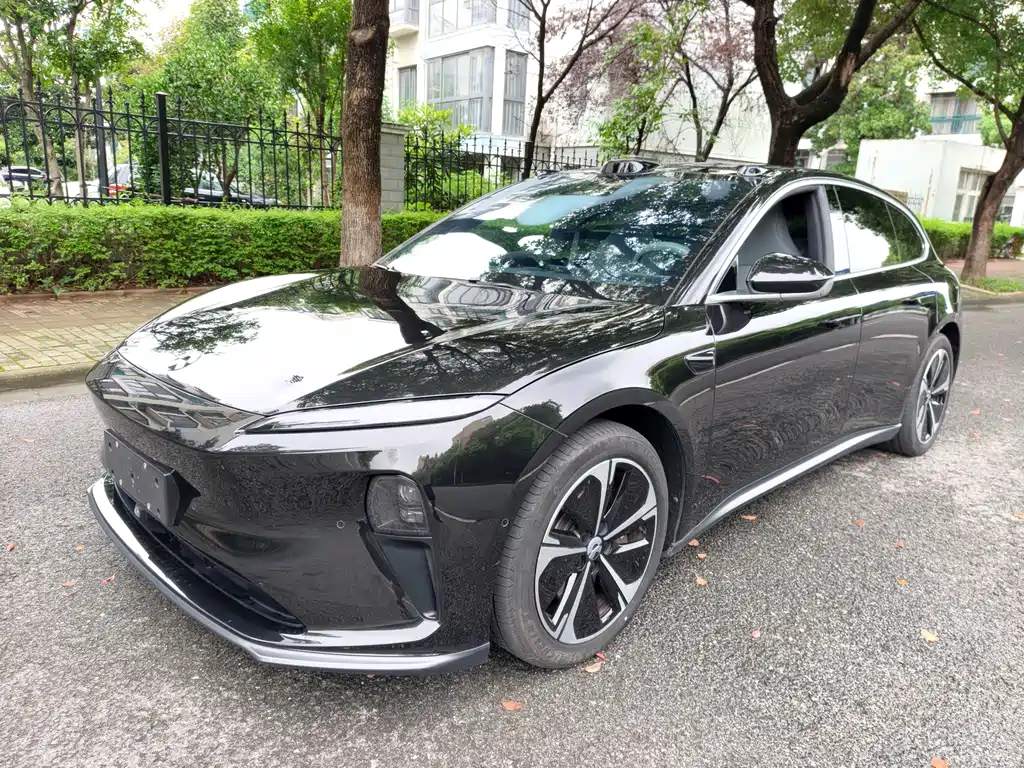 NIO ET5T — миниатюра 2