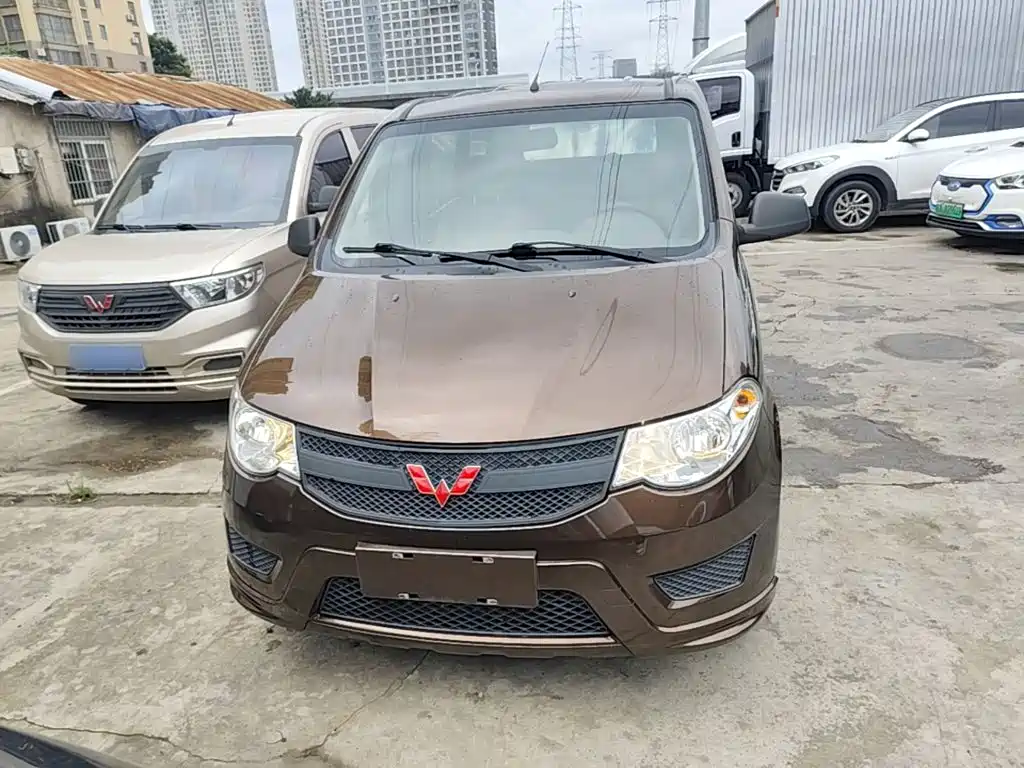 Wuling Hongguang — миниатюра 3