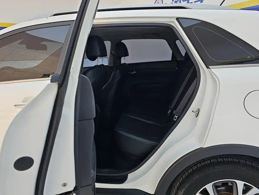 Kia KX3 — миниатюра 11