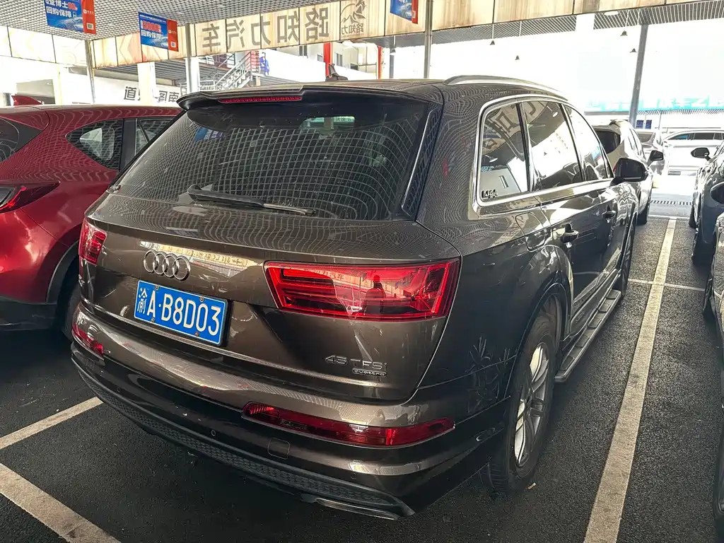 Audi Q7 — миниатюра 8
