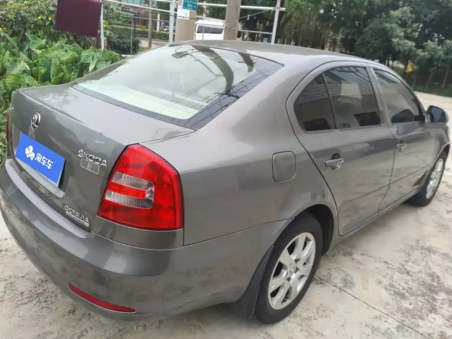 Skoda Octavia — миниатюра 3