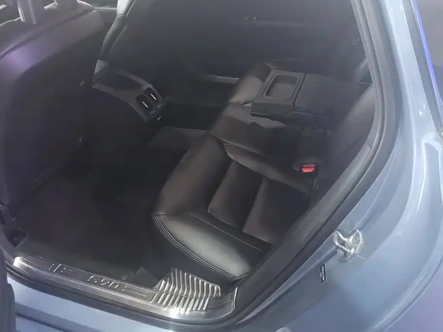 Volvo S90 — миниатюра 11