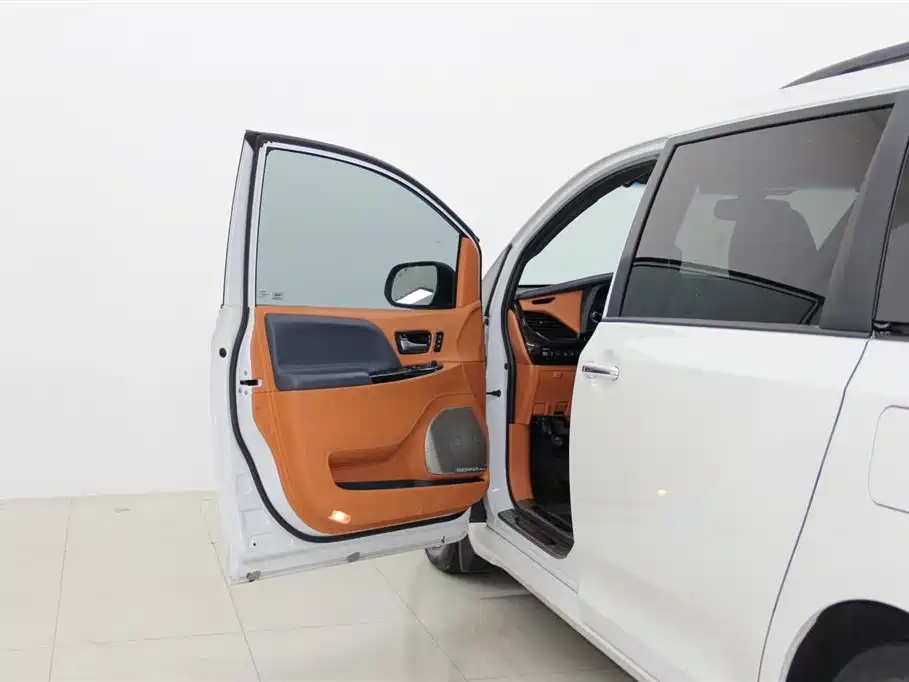 Toyota Sienna 2018 3.5L