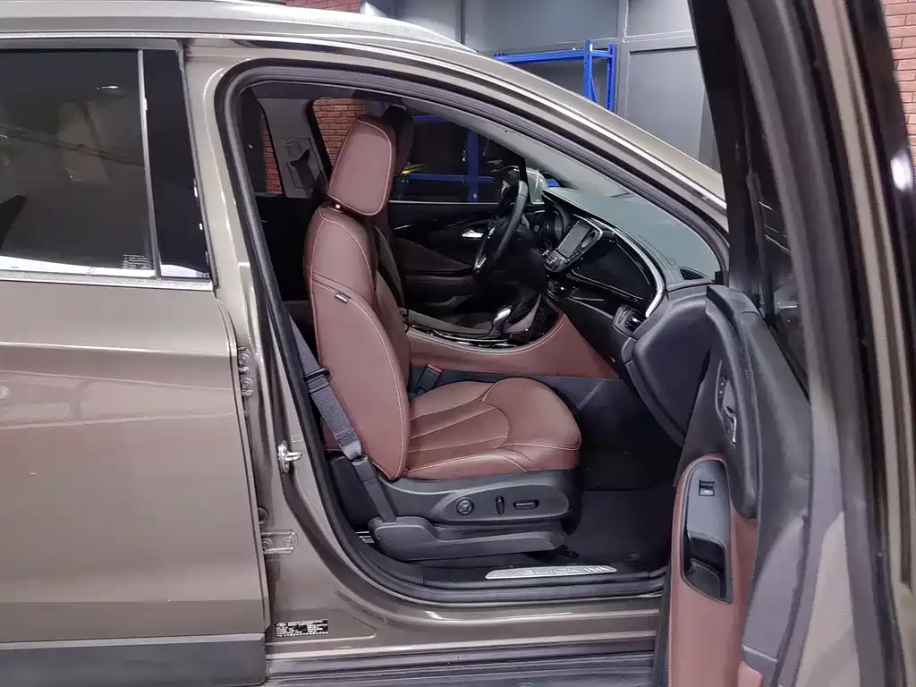 Buick Envision Plus — миниатюра 9