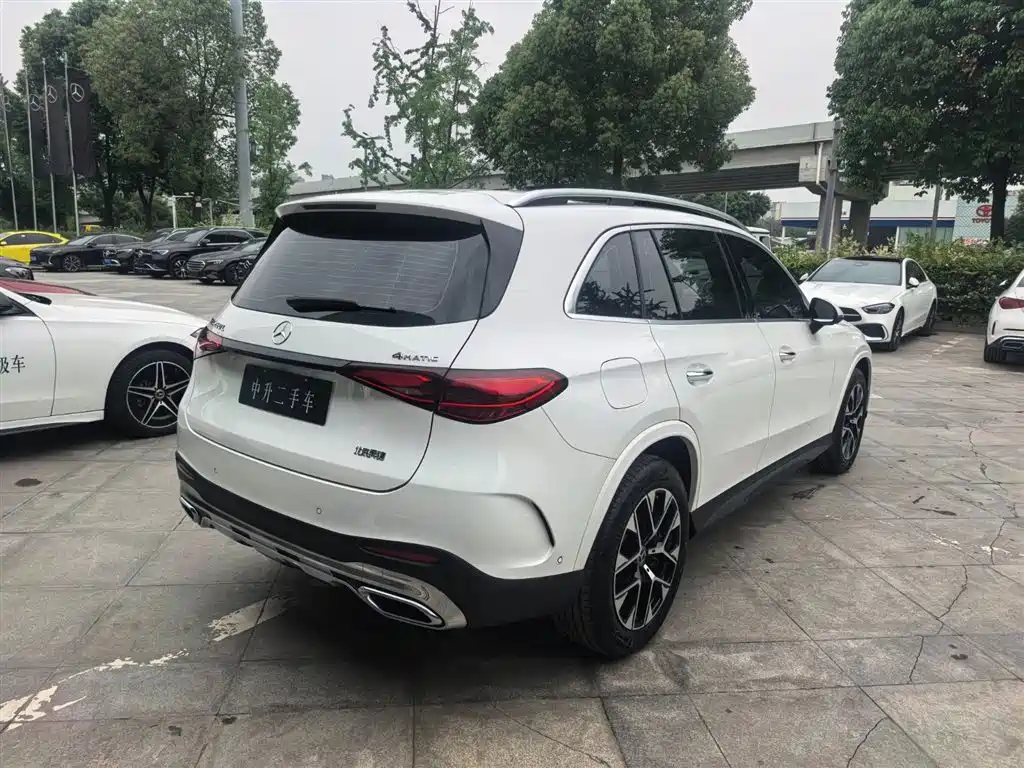 Mercedes-Benz GLC 2024 GLC 260 L 4MATIC Luxury 5 мест