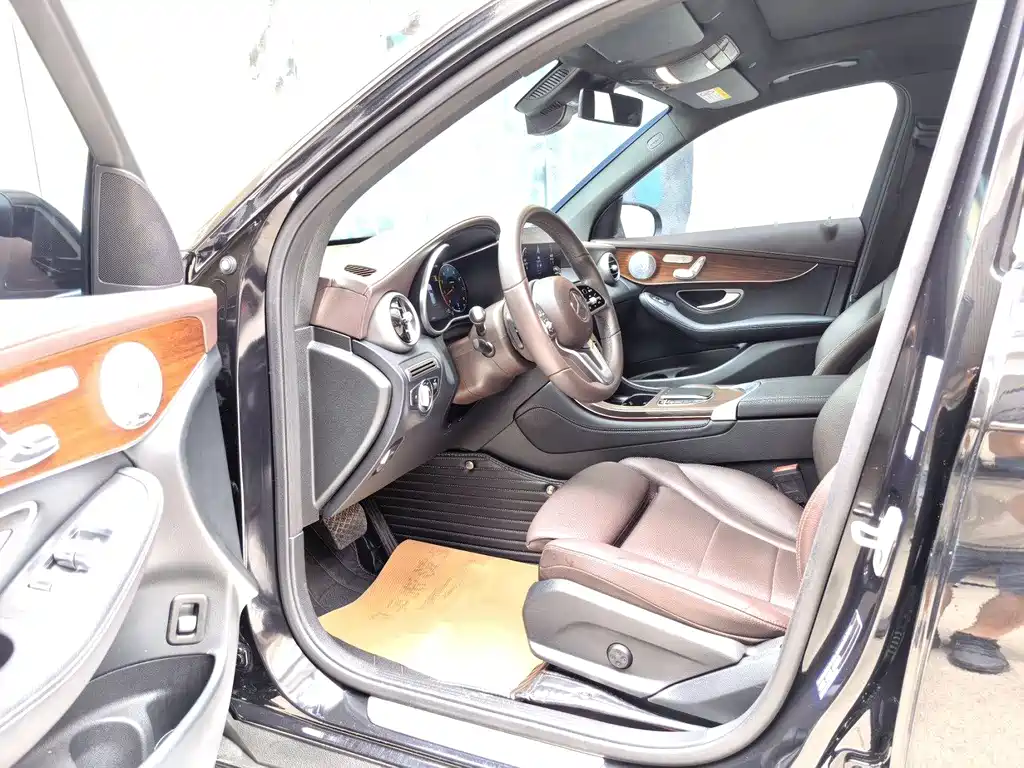 Mercedes-Benz GLC 2021 GLC 300 L 4MATIC
