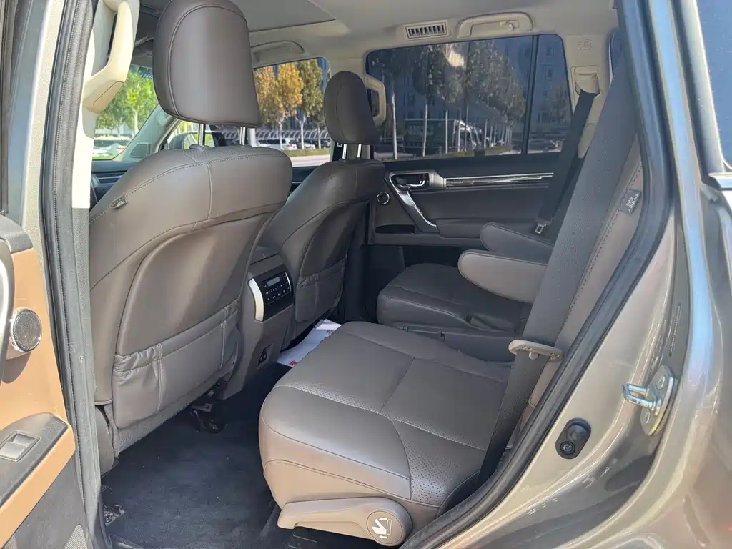 Lexus GX — миниатюра 7