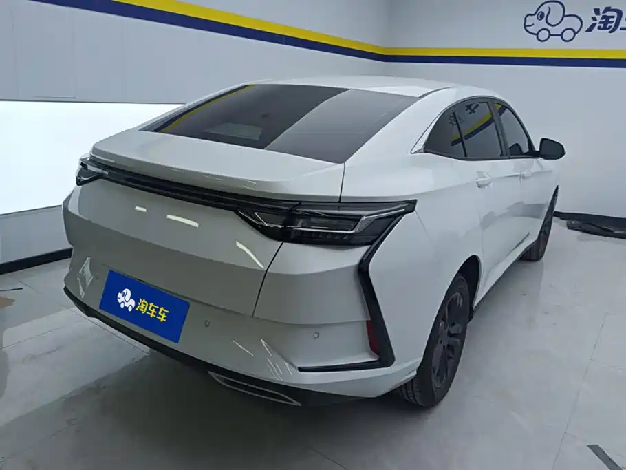 Aeolus Yixuan — миниатюра 3