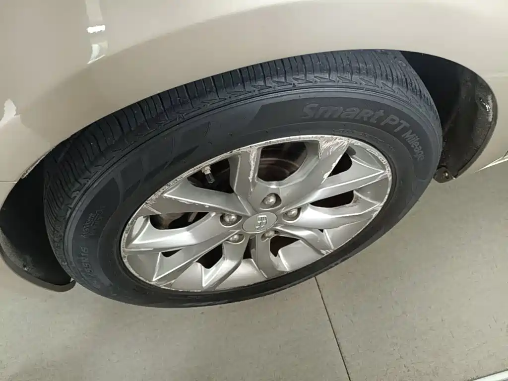 Geely Emgrand GL — миниатюра 23
