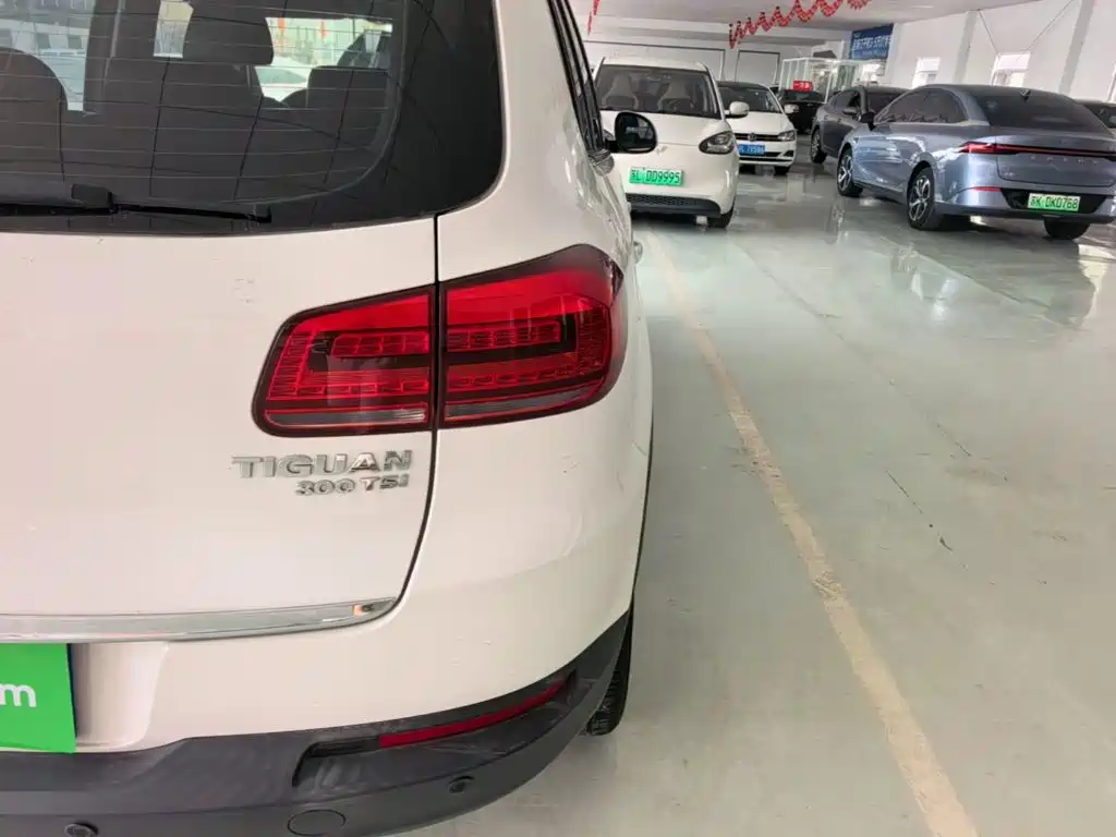 Volkswagen Tiguan — миниатюра 8