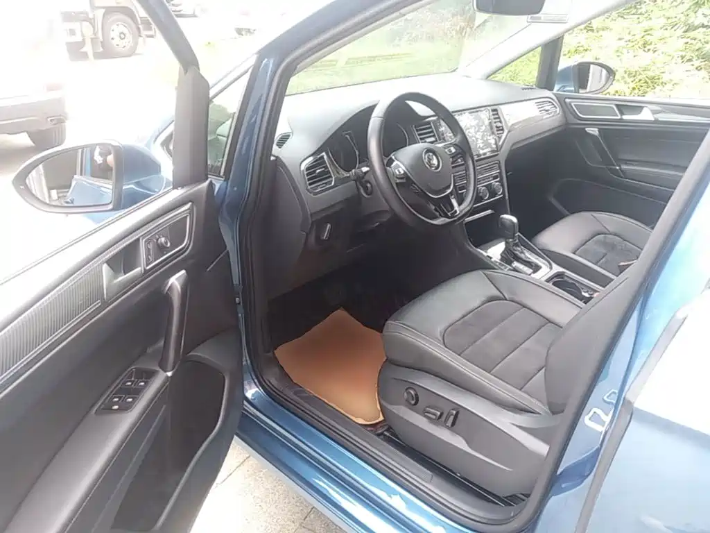 Volkswagen Golf Sportsvan — миниатюра 16