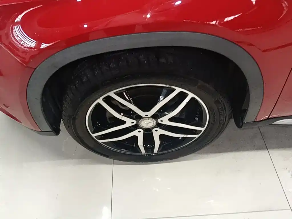 Mercedes-Benz GLA — миниатюра 23