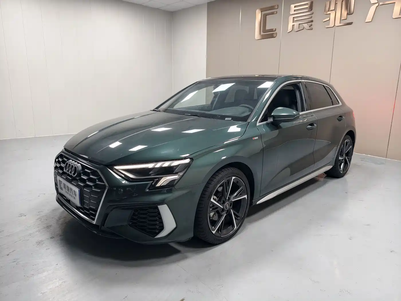 奥迪A3 2024款 Sportback 35 TFSI 时尚运动型 2024