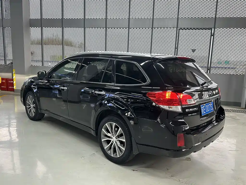 Subaru Outback — миниатюра 6