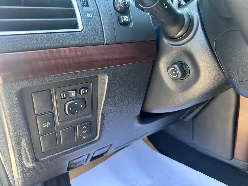 Toyota Prado — миниатюра 9