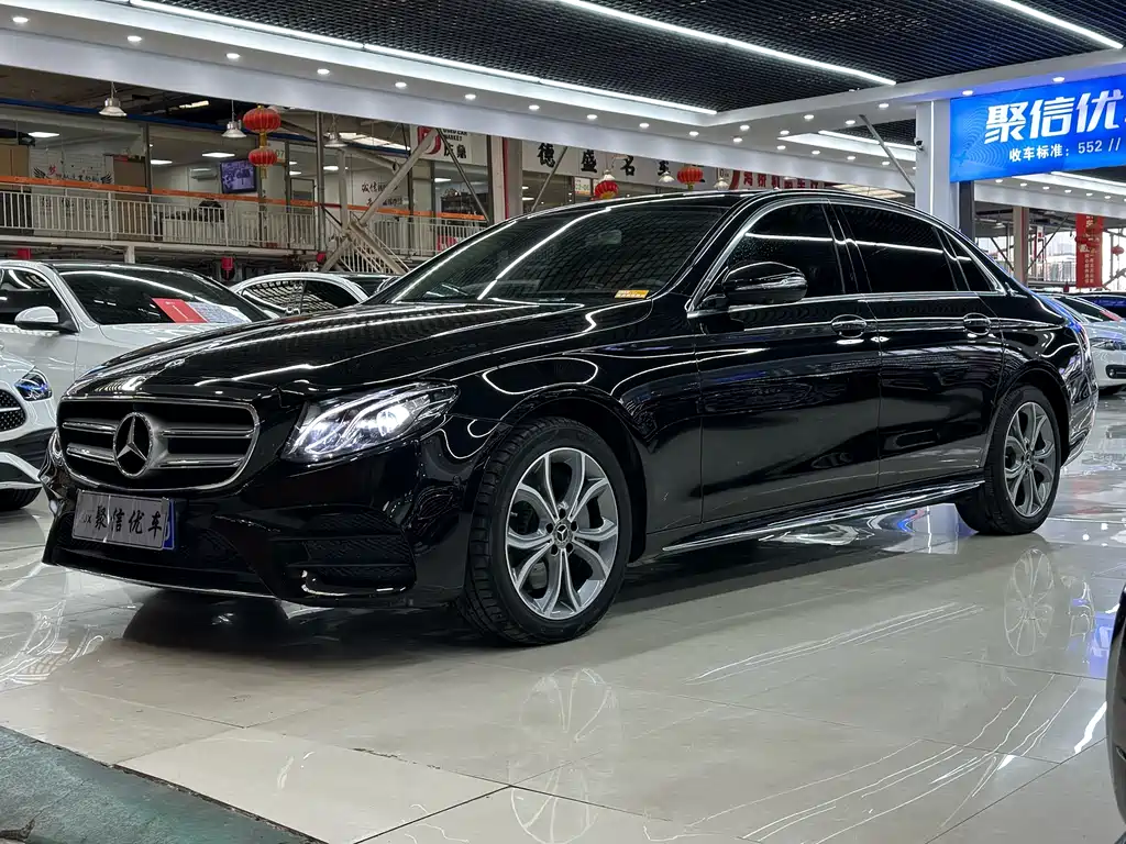 MERCEDES-BENZ E CLASS