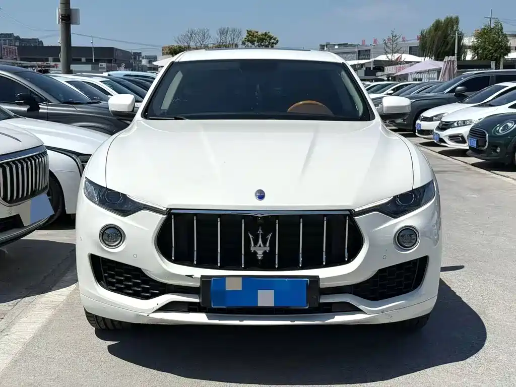 Maserati Levante — миниатюра 2