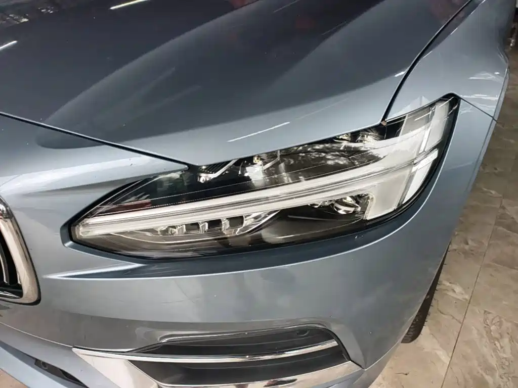 Volvo S90 — миниатюра 24