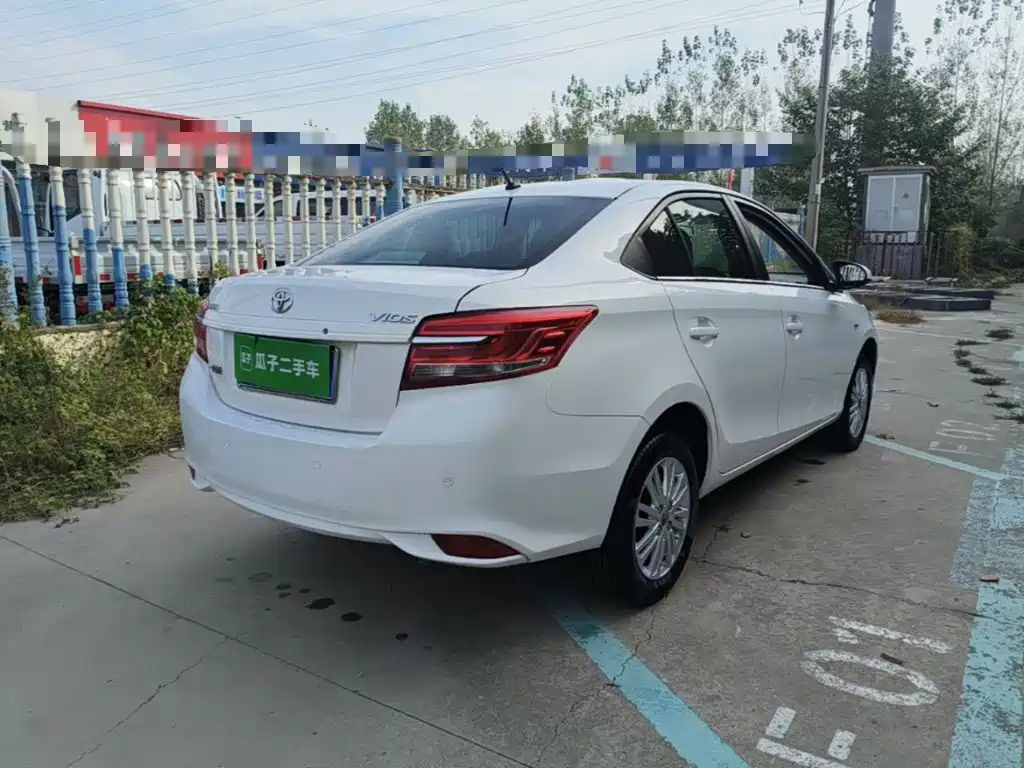 Toyota Vios — миниатюра 7