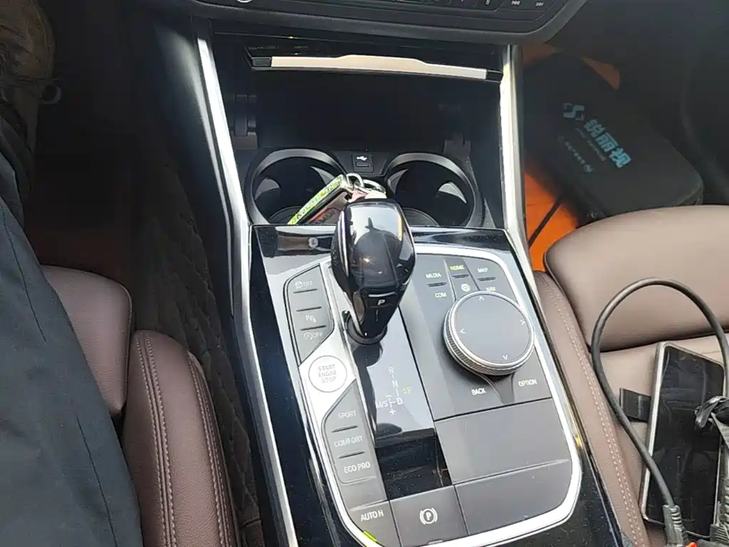 BMW 3 Series — миниатюра 14