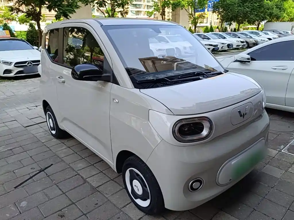 Wuling MINIEV — миниатюра 4