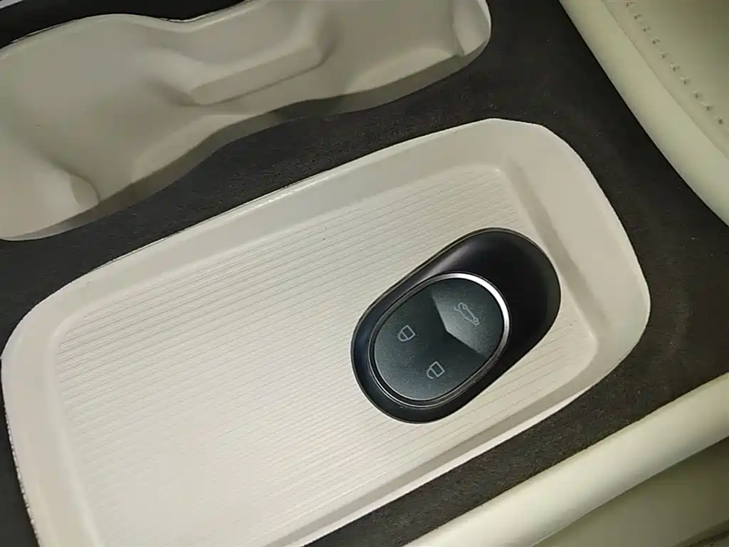 NIO ET7 2022 75kWh