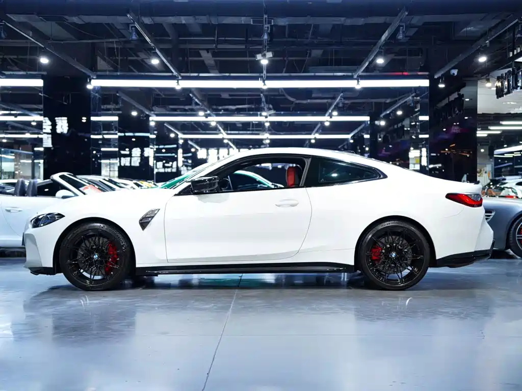 BMW M4 — миниатюра 9