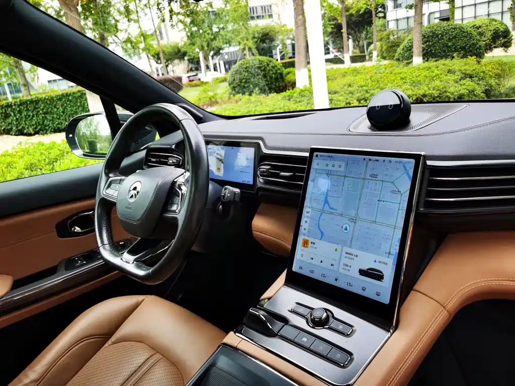 NIO ES6 — миниатюра 15