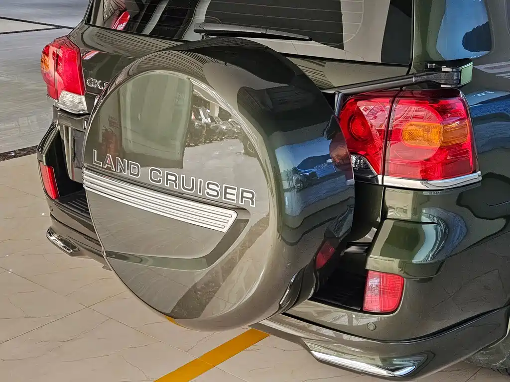 Toyota Land Cruiser — миниатюра 9