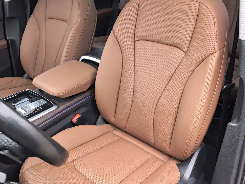 Audi Q7 — миниатюра 7