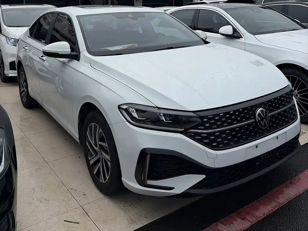 Volkswagen Lavida — миниатюра 3
