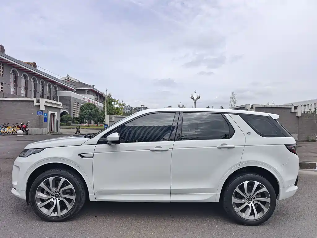 Land Rover Discovery Sport — миниатюра 10