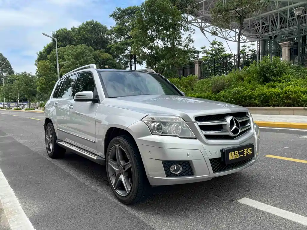 Mercedes-Benz GLK-Class (Import) — миниатюра 4