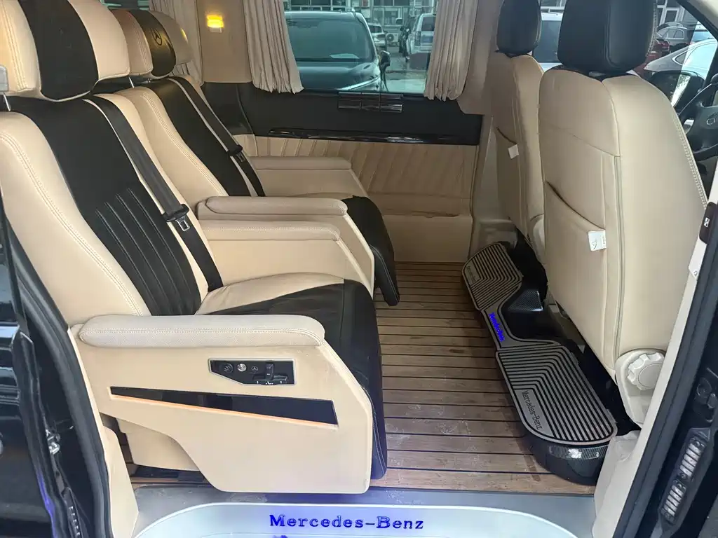 Mercedes-Benz Viano — миниатюра 17