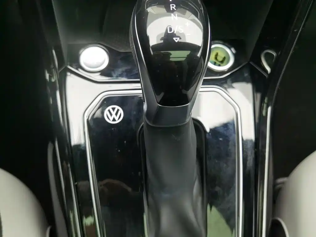 Volkswagen T-Roc — миниатюра 13