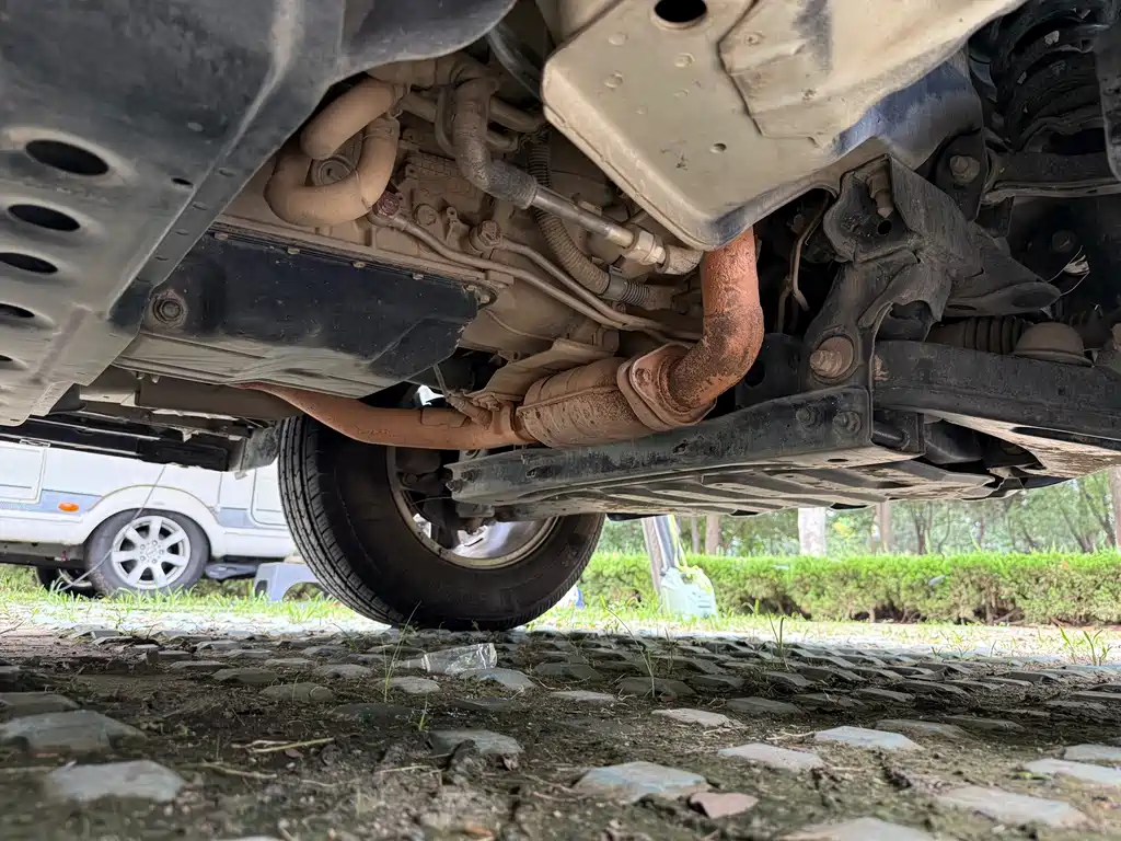Mitsubishi Pajero (Import) — миниатюра 22
