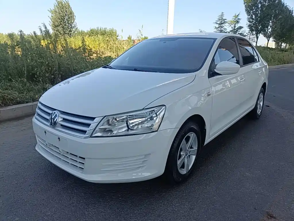 Volkswagen Santana — миниатюра 2