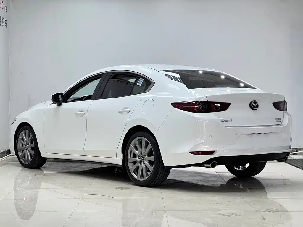 Mazda 3 Axela — миниатюра 6
