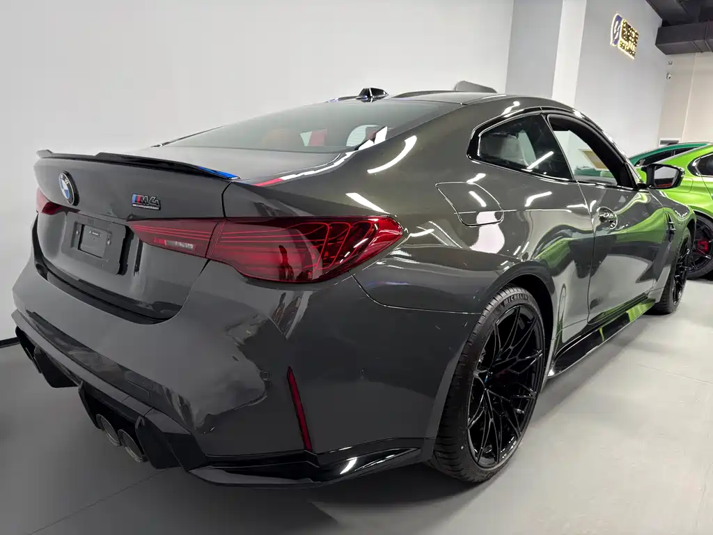 BMW M4 2024 M4 M xDrive