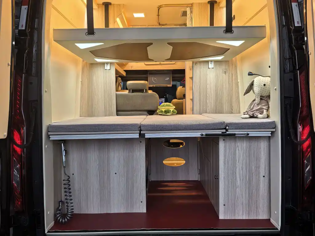 MAXUS V90 RV — миниатюра 4
