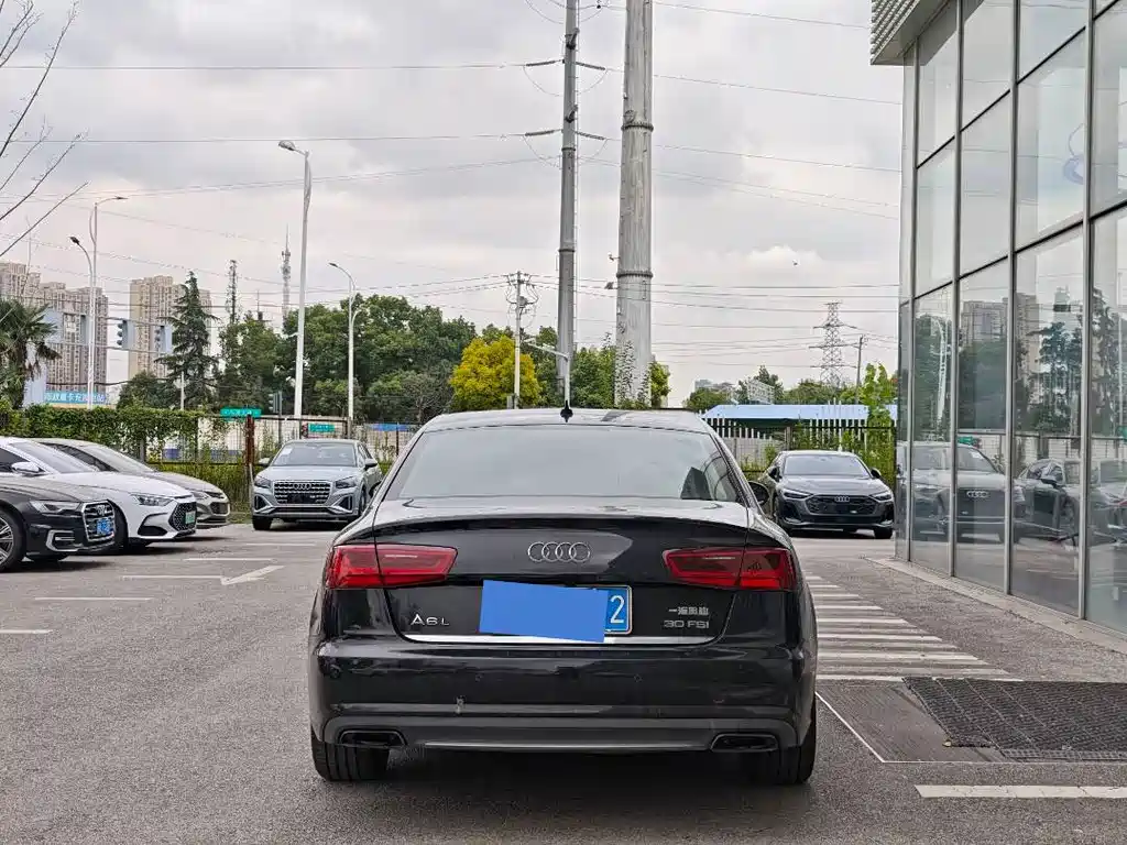 Audi A6L — миниатюра 4