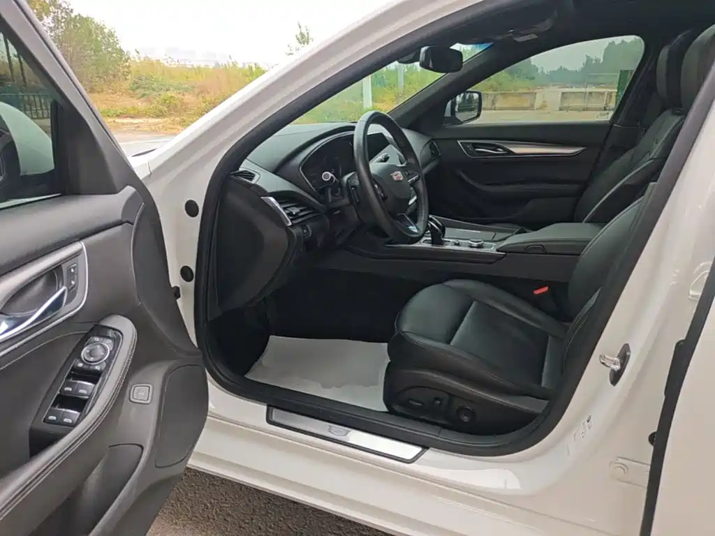 Cadillac CT5 — миниатюра 16