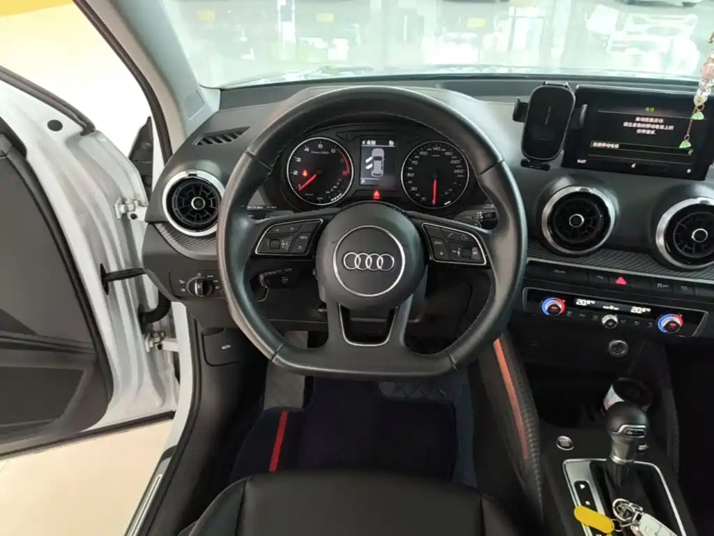 Audi Q2L — миниатюра 11