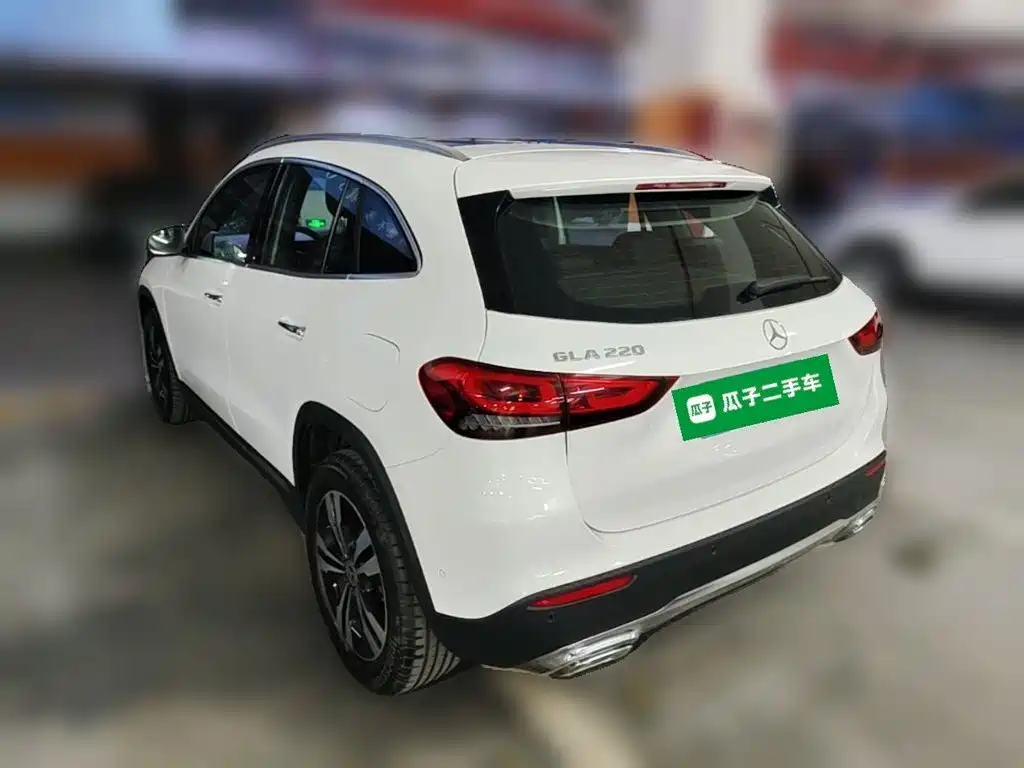 Mercedes-Benz GLA — миниатюра 7