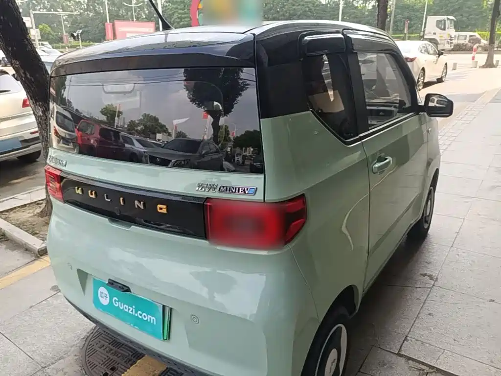 Wuling MINIEV — миниатюра 7