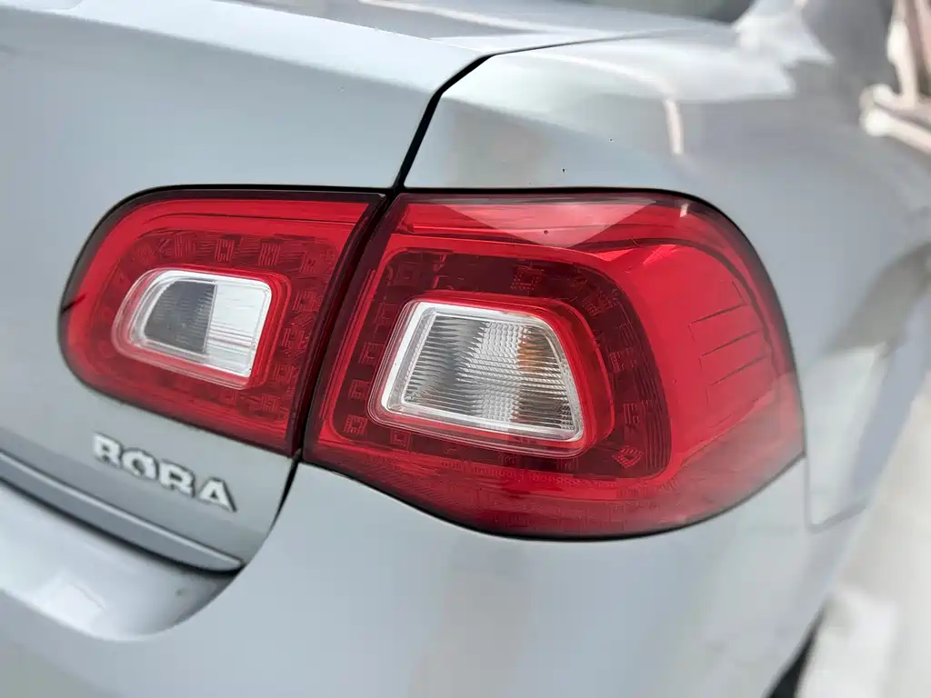 Volkswagen Bora — миниатюра 24