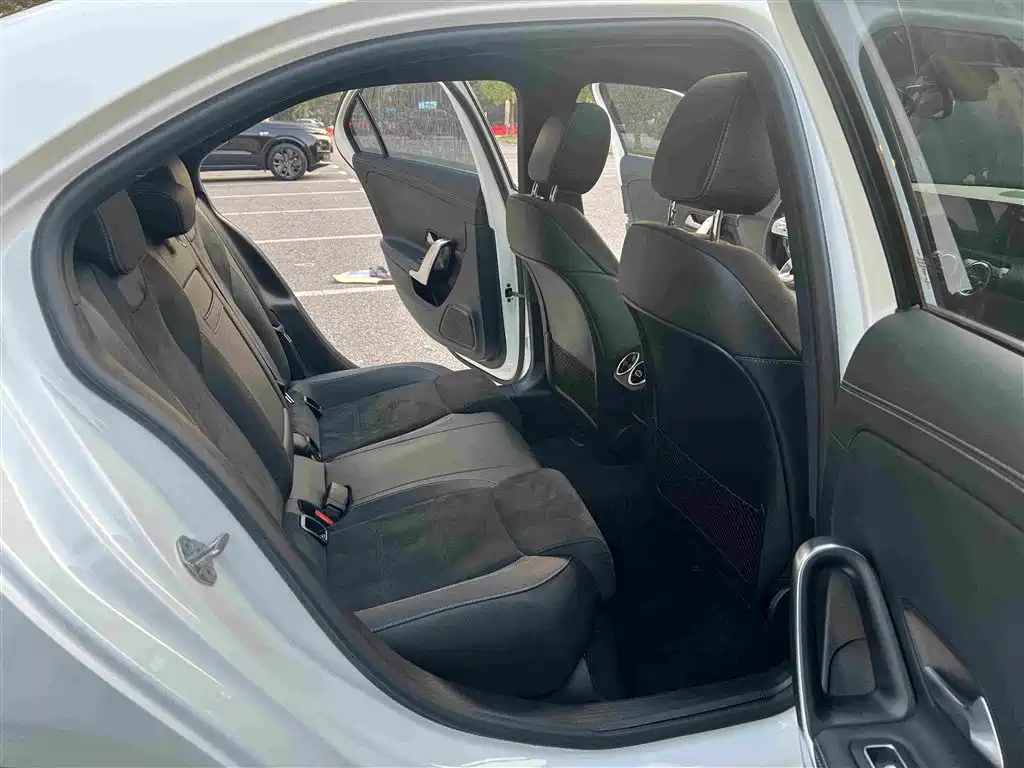 Mercedes-Benz A-Class — миниатюра 16