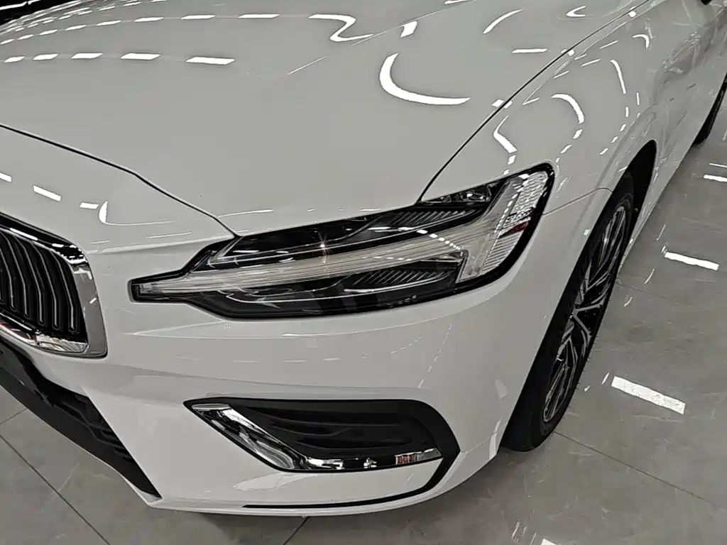 Volvo S60 — миниатюра 24