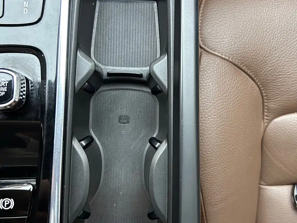 Volvo S60 — миниатюра 30